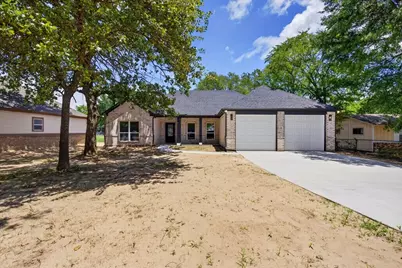 138 Bedfords Bend, Gun Barrel City, TX 75156 - Photo 1