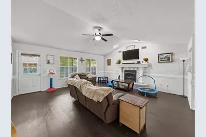 1857 Woodbridge Drive, Sulphur Springs, TX 75482 - Photo 7