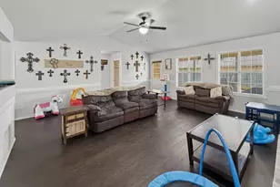 1857 Woodbridge Dr, Sulphur Springs, TX 75482 - Photo 9