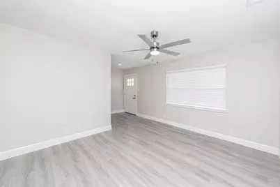 504 Pecan Street, Crowley, TX 76036 - Photo 5