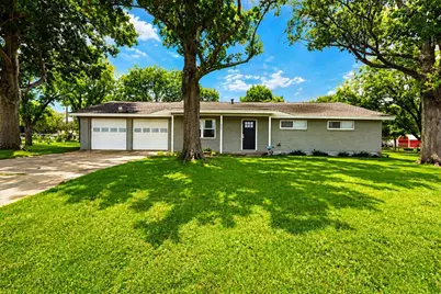 504 Pecan Street, Crowley, TX 76036 - Photo 1