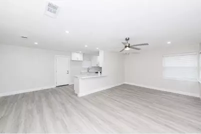 504 Pecan Street, Crowley, TX 76036 - Photo 9