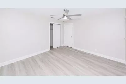 504 Pecan Street, Crowley, TX 76036 - Photo 17