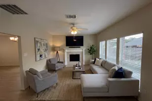 5607 Creekhollow Dr, Arlington, TX 76018 - Photo 5