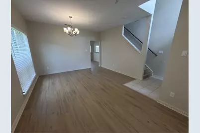 5607 Creekhollow Drive, Arlington, TX 76018 - Photo 3