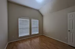 9200 Blue Water Dr, Plano, TX 75025 - Photo 9