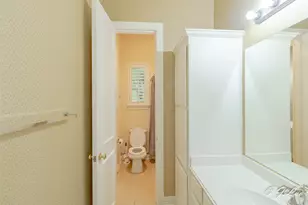 1053 Sir Lancelot Cir, Lewisville, TX 75056 - Photo 23