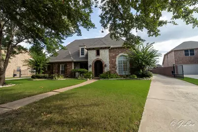 1053 Sir Lancelot Circle, Lewisville, TX 75056 - Photo 35