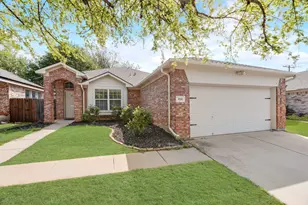 104 Goldeneye Ln, Fort Worth, TX 76120 - Photo 3