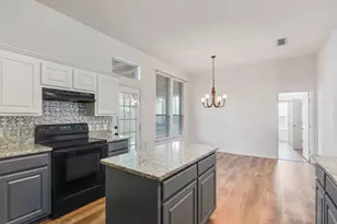 104 Goldeneye Ln, Fort Worth, TX 76120 - Photo 15