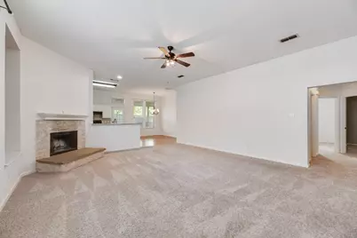 104 Goldeneye Lane, Fort Worth, TX 76120 - Photo 5