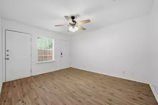 906 W Houston St, Sherman, TX 75092 - Photo 15