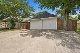 906 W Houston St, Sherman, TX 75092 - Photo 23
