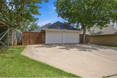 906 W Houston Street, Sherman, TX 75092 - Photo 21