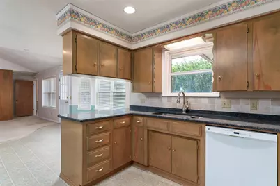 1008 Rocky Canyon Road, Arlington, TX 76012 - Photo 19