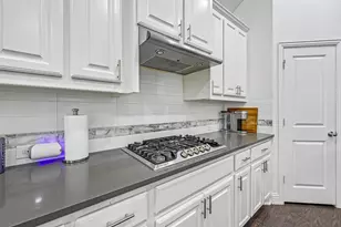 808 Parkland Dr, Little Elm, TX 76227 - Photo 15