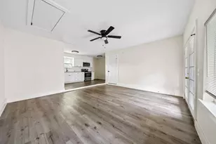2126 Travis Dr, Carrollton, TX 75006 - Photo 15