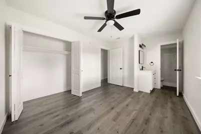 2126 Travis Drive, Carrollton, TX 75006 - Photo 27