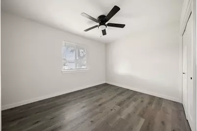 2126 Travis Drive, Carrollton, TX 75006 - Photo 23