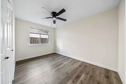 2126 Travis Drive, Carrollton, TX 75006 - Photo 19