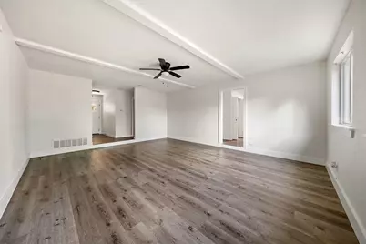 2126 Travis Drive, Carrollton, TX 75006 - Photo 17