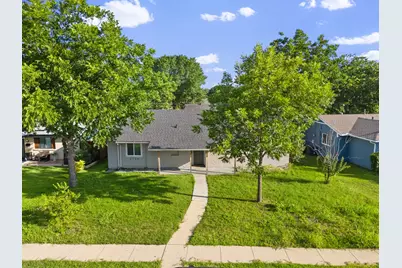 2126 Travis Drive, Carrollton, TX 75006 - Photo 33