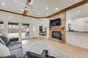 2548 Belmeade Dr, Carrollton, TX 75006 - Photo 9