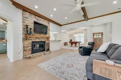 2548 Belmeade Drive, Carrollton, TX 75006 - Photo 3