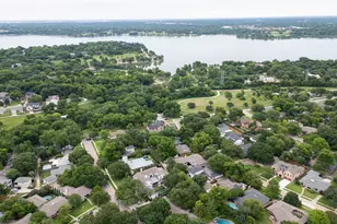 7034 Cornelia Ln, Dallas, TX 75214 - Photo 23