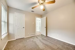 6108 Paradise Dr, Arlington, TX 76001 - Photo 13