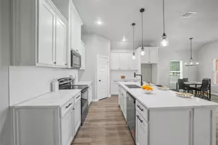 5331 Fernander Dr, Fort Worth, TX 76107 - Photo 5