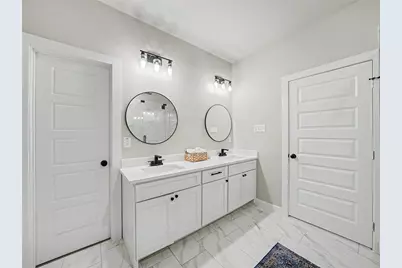 5331 Fernander Drive, Fort Worth, TX 76107 - Photo 15
