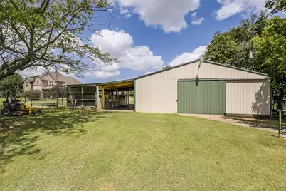 7611 Ledbetter Road, Arlington, TX 76001 - Photo 35