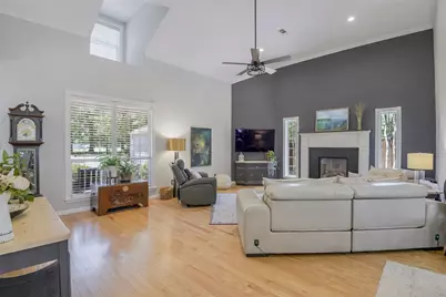 7611 Ledbetter Road, Arlington, TX 76001 - Photo 13