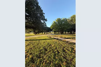 1306 McDaniel Street, Callisburg, TX 76240 - Photo 5