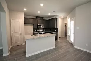 1512 Joy Dr, Carrollton, TX 75007 - Photo 7