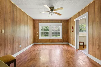217 W 7th Street, Bonham, TX 75418 - Photo 7