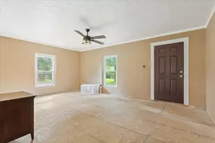 1084 Speegle Rd, Woodway, TX 76712 - Photo 9