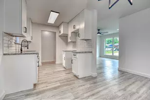 10020 Homeplace Dr, Dallas, TX 75217 - Photo 9