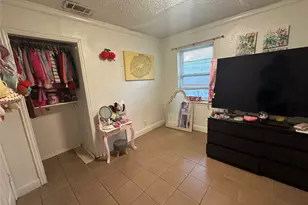 2133 Greenway St, Arlington, TX 76010 - Photo 7