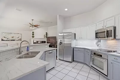 10606 Stone Falls Lane, Frisco, TX 75035 - Photo 9
