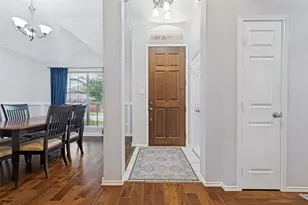 10606 Stone Falls Ln, Frisco, TX 75035 - Photo 3