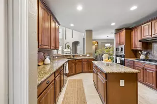 2418 Greenwood Dr, Frisco, TX 75036 - Photo 7