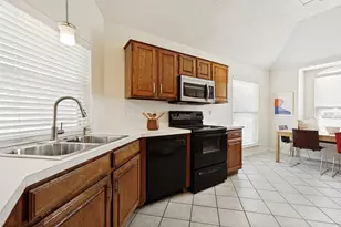 2105 Glen Heights Dr, Garland, TX 75044 - Photo 3