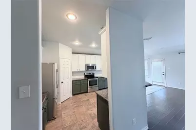 5727 Mountain Hollow Drive, Dallas, TX 75249 - Photo 5