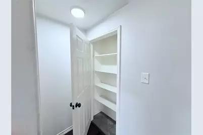 5727 Mountain Hollow Drive, Dallas, TX 75249 - Photo 17