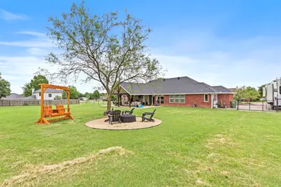 3909 Timbercrest Drive E, Burleson, TX 76028 - Photo 33