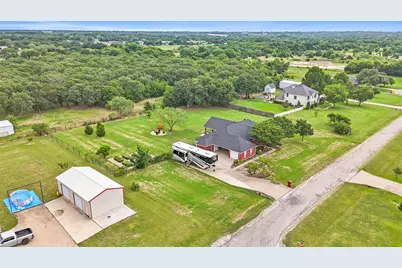 3909 Timbercrest Drive E, Burleson, TX 76028 - Photo 35