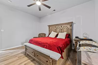 3909 Timbercrest Drive E, Burleson, TX 76028 - Photo 17