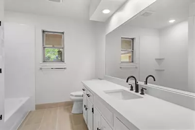 903 Leslie Drive, Arlington, TX 76012 - Photo 21